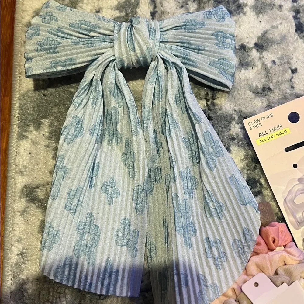Bundle hair accessories